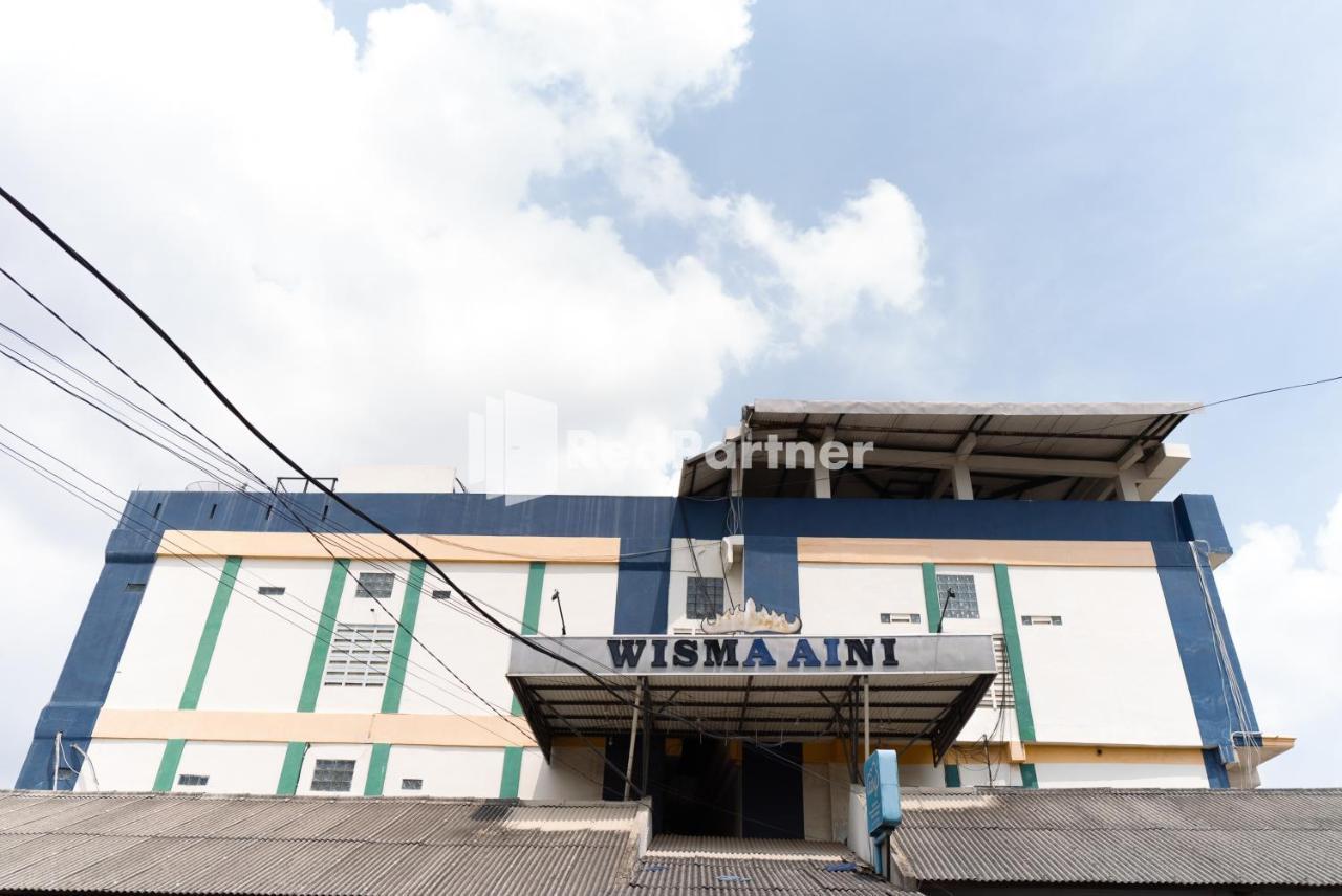 Wisma Aini Syariah Mitra Reddoorz 반다르 람풍 외부 사진
